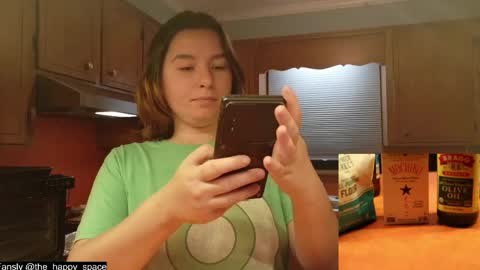 MATERNITY LEAVE  online show from 04-27-26, 12:19