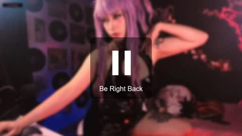 Snapshot of the_kitty_roxy chatting on 01-03-25, 06:22 ...  ... online show from 01-03-25, 06:22