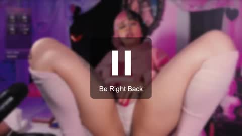 Snapshot of the_kitty_roxy chatting on 03-12-25, 11:20 ...  ... online show from 03-12-25, 11:20