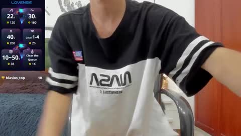   T H E    M A R K   K I N G online show from 03-10-26, 05:51