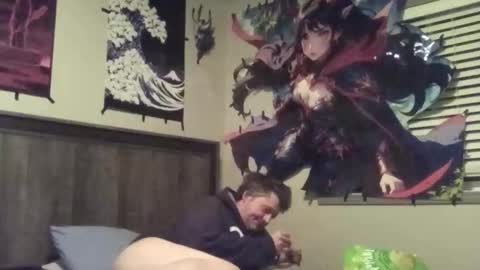 the_pesty_nighbor online show from 11-12-25, 09:32