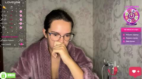 Alice online show from 09-30-25, 04:01