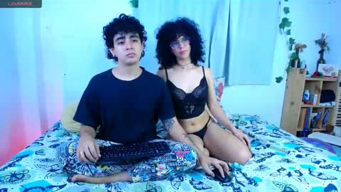 Snapshot of the_r00m chatting on 12-13-25, 10:37 Jaime Angela online show from 12-13-25, 10:37