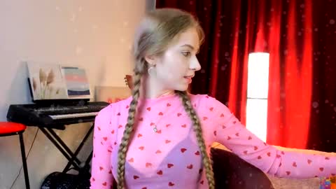 Ally    STREAMING ON TWITCH NOW Check my Twitter for updates online show from 02-14-25, 07:12