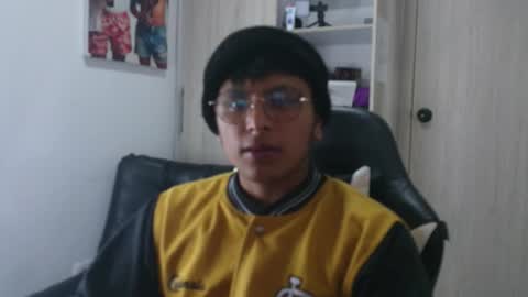 Snapshot of the_weed_guys chatting on 12-17-25, 03:12 Danny online show from 12-17-25, 03:12