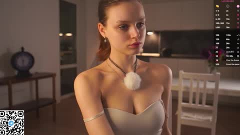 Emma online show from 09-08-25, 04:06