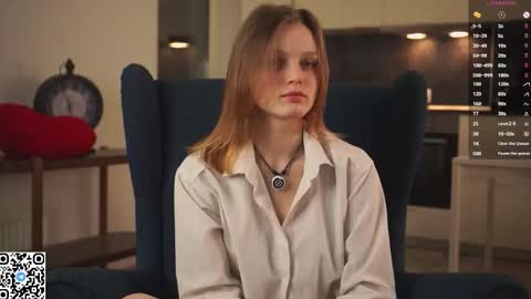 Emma online show from 09-12-25, 04:07