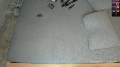 Anny online show from 12-28-24, 04:51