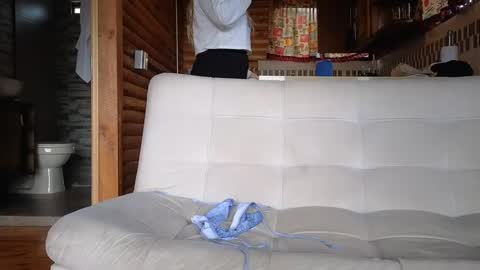 Snapshot of theauroramae chatting on 02-04-25, 06:38 theauroramae - online show from 02-04-25, 06:38