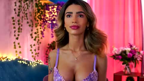 Ayana online show from 10-18-25, 09:21