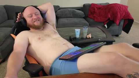 Snapshot of theballboy chatting on 10-28-25, 07:49 theballboy online show from 10-28-25, 07:49