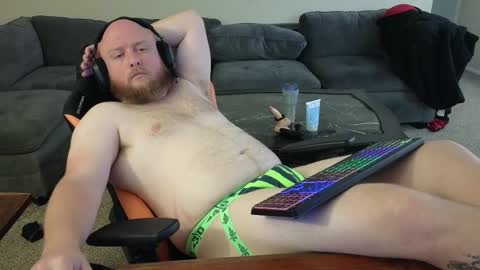 Snapshot of theballboy chatting on 11-09-25, 05:17 theballboy online show from 11-09-25, 05:17