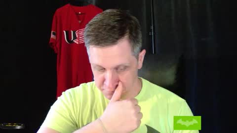 Snapshot of thebatandthecat10 chatting on 03-12-26, 06:58 ISABELLA or MATT online show from 03-12-26, 06:58