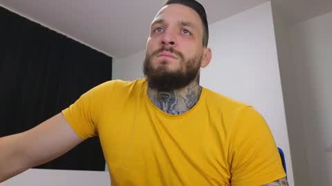 Snapshot of thebestmuscles chatting on 12-06-24, 09:54 John online show from 12-06-24, 09:54