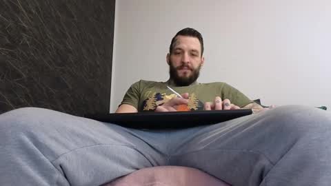 Snapshot of thebestmuscles chatting on 03-02-25, 06:27 John online show from 03-02-25, 06:27