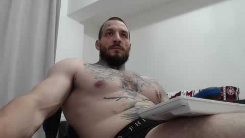 Snapshot of thebestmuscles chatting on 12-03-25, 09:46 John online show from 12-03-25, 09:46