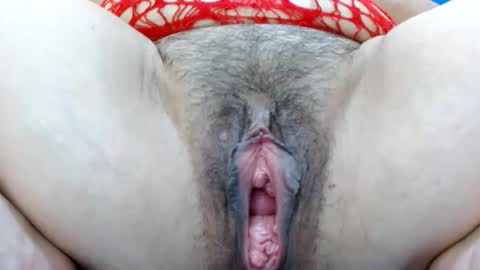 Snapshot of thebestpussyhairy chatting on 11-23-25, 10:48 Karla online show from 11-23-25, 10:48