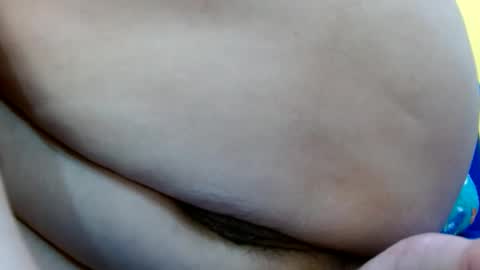 Snapshot of thebestpussyhairy chatting on 11-27-25, 01:35 Karla online show from 11-27-25, 01:35