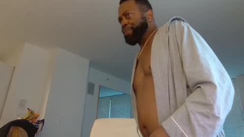 Snapshot of theblacklordmaster chatting on 09-09-25, 12:05 theblacklordmaster online show from 09-09-25, 12:05