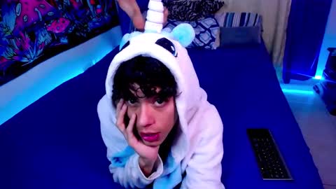 ethan online show from 03-06-26, 10:28