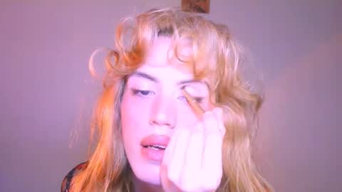 Yolanda online show from 02-21-26, 03:35