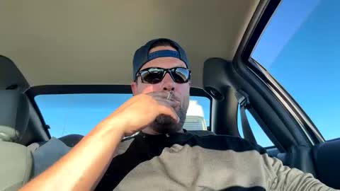 Carter Bates online show from 10-28-25, 07:49