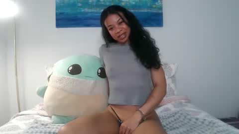 Pizzababe22 online show from 02-22-25, 05:02