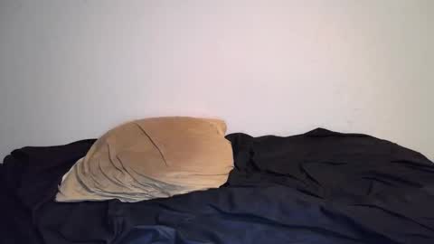 Theetwohander online show from 02-28-25, 11:14