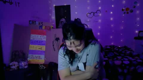 TheFarmergirl online show from 10-27-25, 06:12