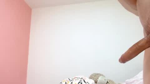 Snapshot of thefockers69 chatting on 03-05-25, 06:44 Eros y Psique online show from 03-05-25, 06:44