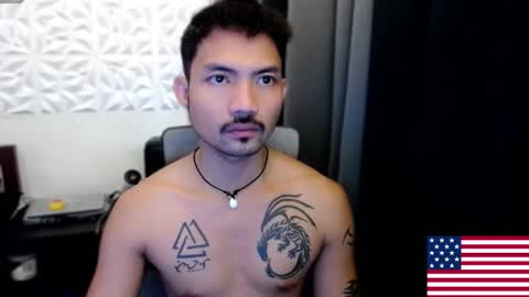Snapshot of thefriskyasian chatting on 10-26-25, 03:12 Jaycee online show from 10-26-25, 03:12