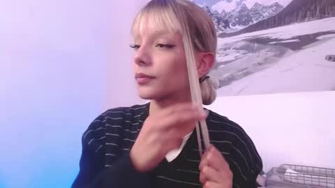 Peyton online show from 12-23-25, 03:26