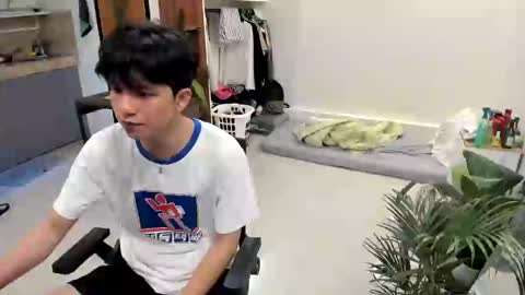 Snapshot of thegreenmagus chatting on 01-18-25, 08:10 Green online show from 01-18-25, 08:10