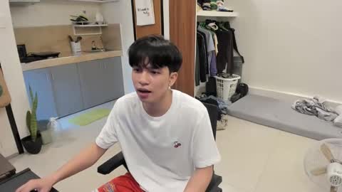 Snapshot of thegreenmagus chatting on 03-11-25, 07:26 Green online show from 03-11-25, 07:26