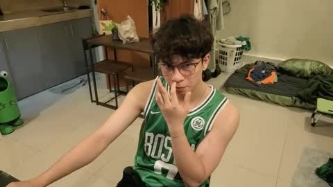 Green online show from 04-06-26, 08:37