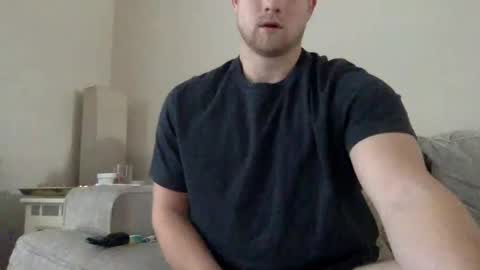 Snapshot of thehairyprince chatting on 03-08-25, 04:06 Harry online show from 03-08-25, 04:06