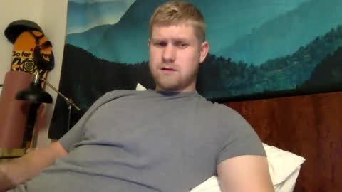 Snapshot of thehairyprince chatting on 10-27-25, 07:40 Harry online show from 10-27-25, 07:40