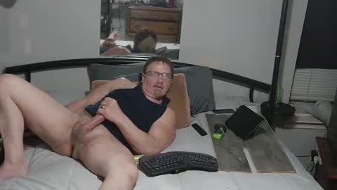 Snapshot of thehotlantaman chatting on 03-12-25, 08:08 thehotlantaman online show from 03-12-25, 08:08