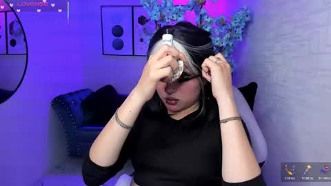 Theia  online show from 11-08-25, 05:29