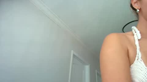 Snapshot of theislandgirl chatting on 02-08-25, 04:36 Lily Marie online show from 02-08-25, 04:36