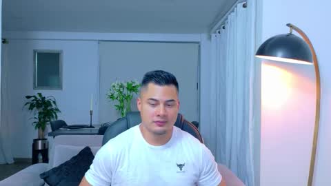 Snapshot of thekingerick chatting on 01-16-26, 03:54 thekingerick online show from 01-16-26, 03:54