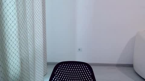 Ella online show from 01-14-26, 08:42