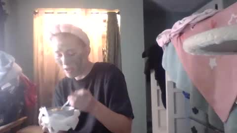 Snapshot of thelittlebambii chatting on 01-11-25, 07:49 Little Bambii online show from 01-11-25, 07:49