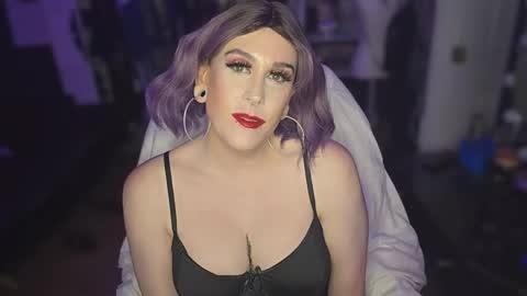 Lizzi Lust online show from 04-24-26, 08:00