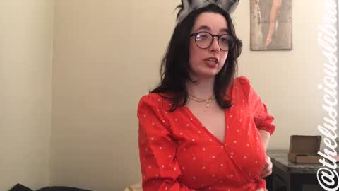 Snapshot of thelusciouslibra chatting on 03-10-25, 06:56 thelusciouslibra online show from 03-10-25, 06:56