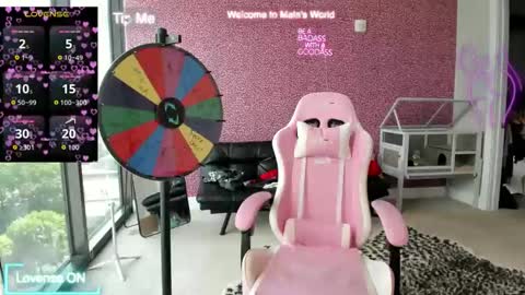 Snapshot of themanseater chatting on 06-11-26, 03:32 Themaneater online show from 06-11-26, 03:32