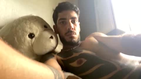 Snapshot of themarttinguyyy chatting on 12-20-24, 06:45 themarttinguyyy online show from 12-20-24, 06:45