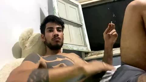 Snapshot of themarttinguyyy chatting on 02-25-25, 01:52 themarttinguyyy online show from 02-25-25, 01:52