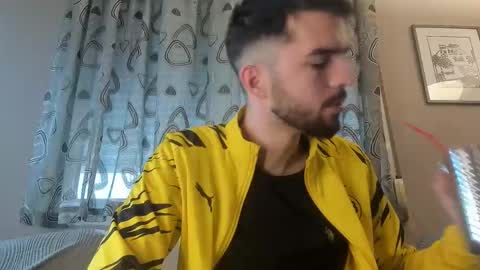 Snapshot of themmistokles chatting on 12-20-24, 10:16 themmistokles online show from 12-20-24, 10:16