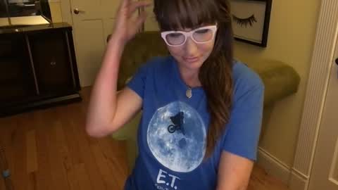 Cach Nelson online show from 10-19-25, 09:43